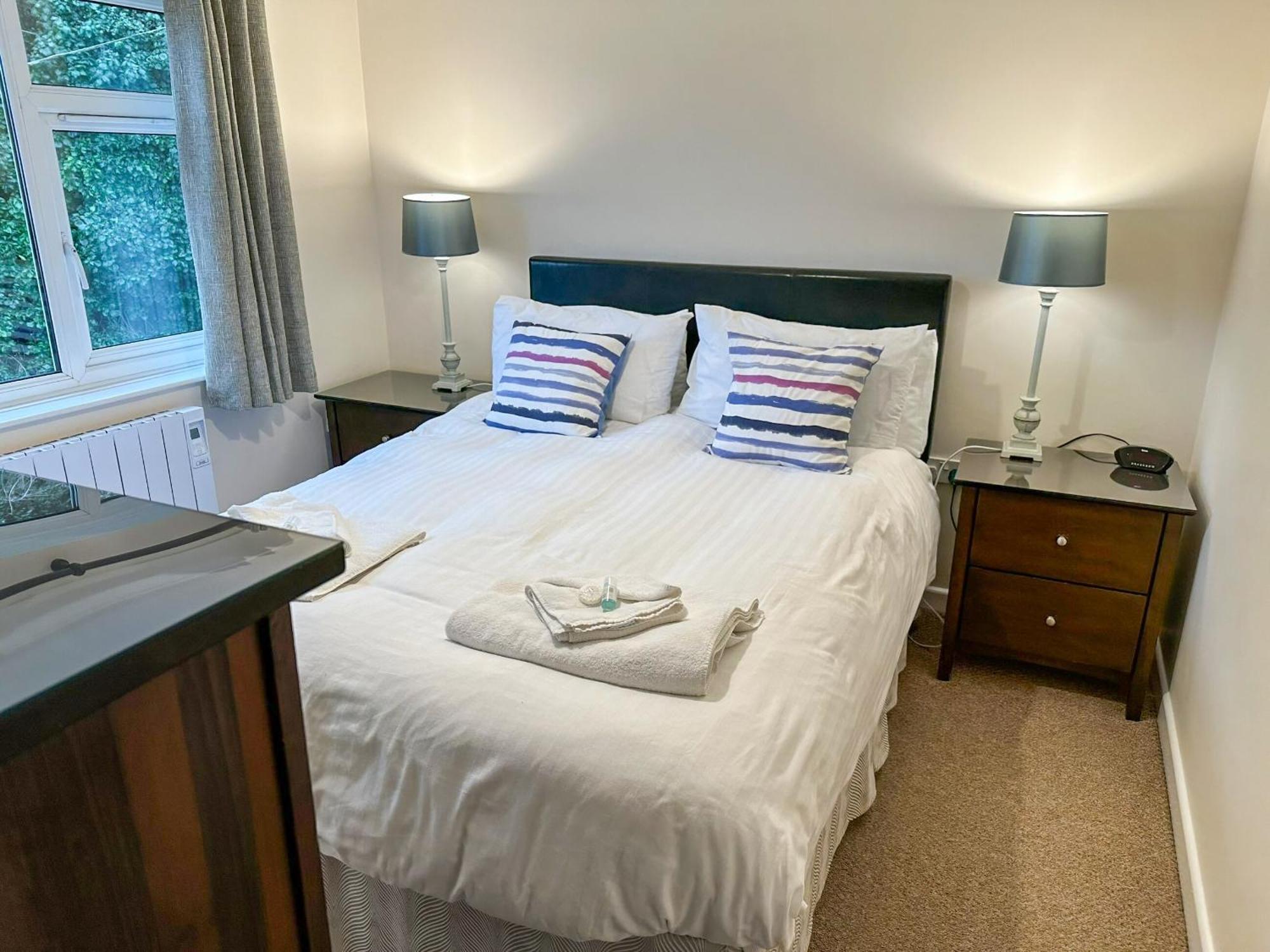 9 Dolphin Court Apartment Brixham Bagian luar foto